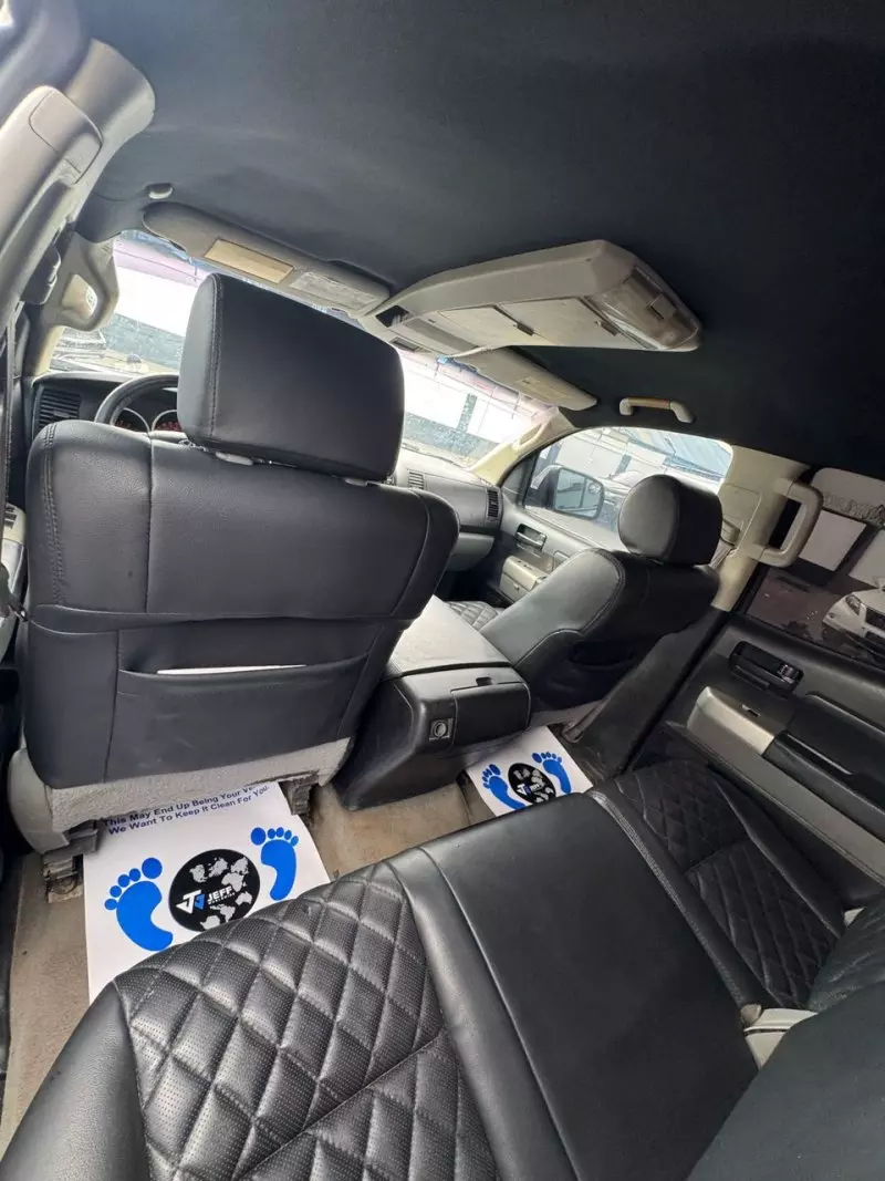 Toyota Tundra   - 2008