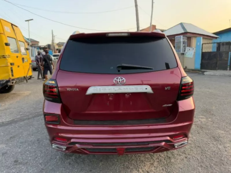 Toyota Highlander   - 2008