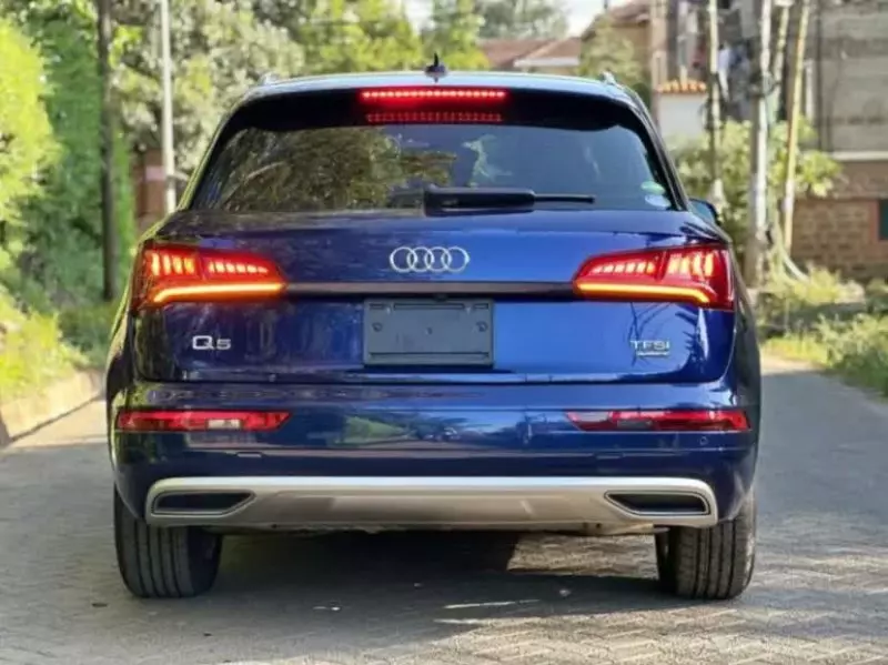 Audi Q5   - 2018