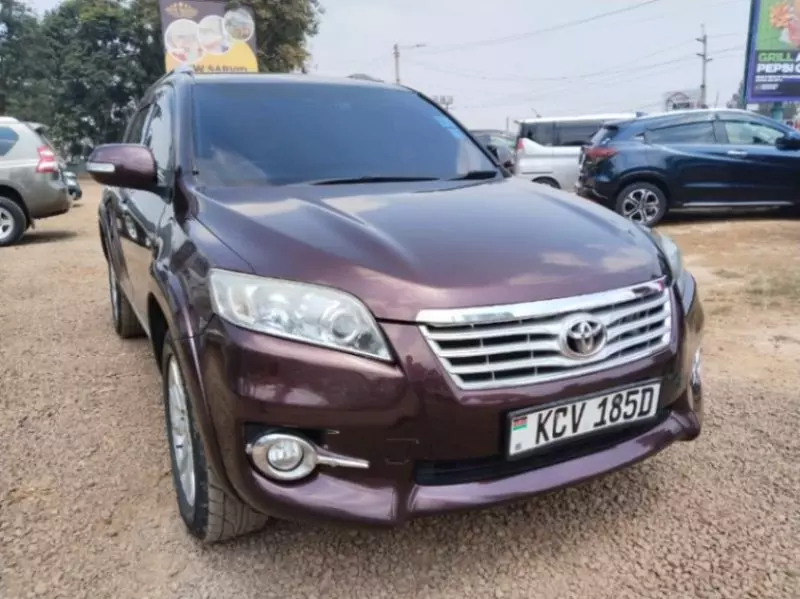 Toyota Vanguard    - 2012