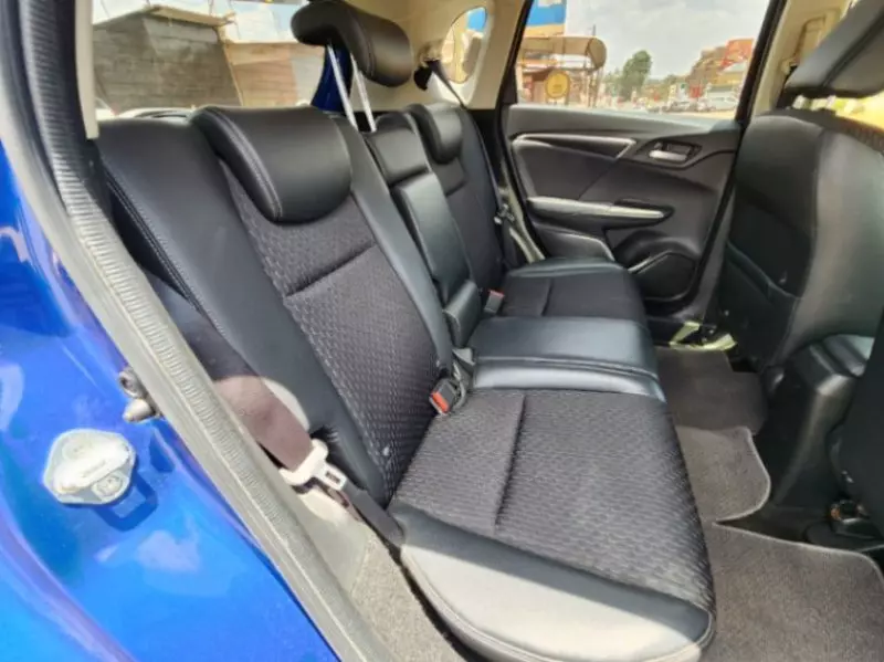 Honda Fit Hybrid    - 2017