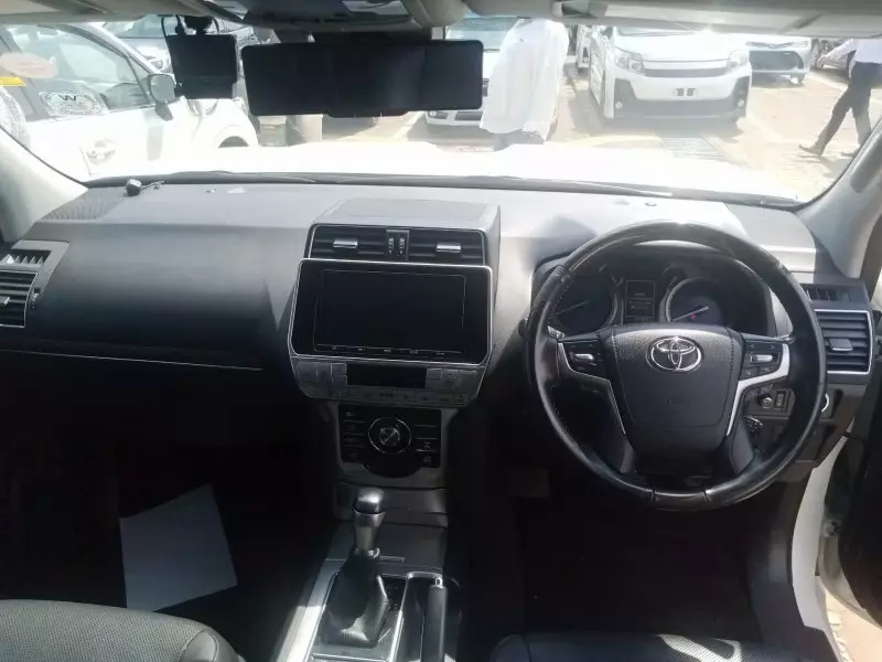Toyota Landcruiser Prado