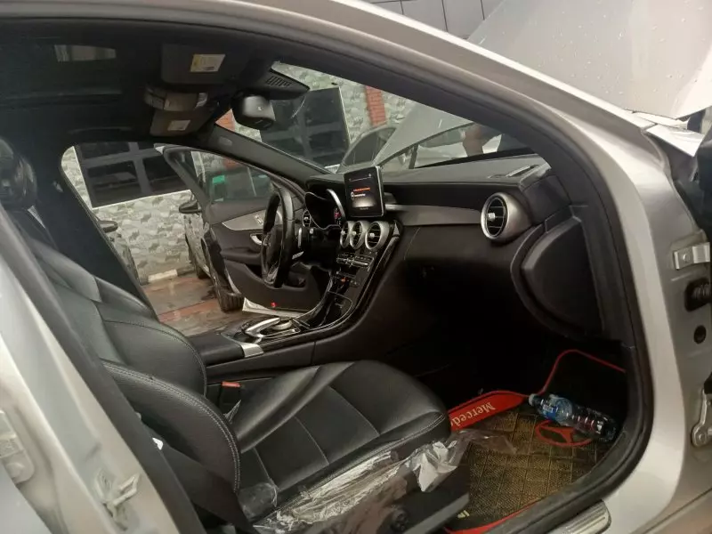 Mercedes-Benz C 300   - 2015