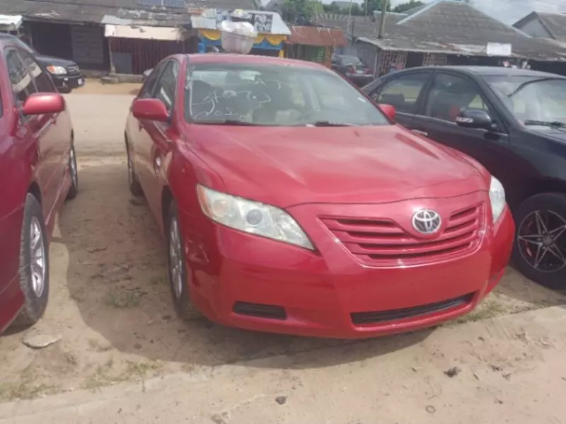 Toyota Camry   - 2006