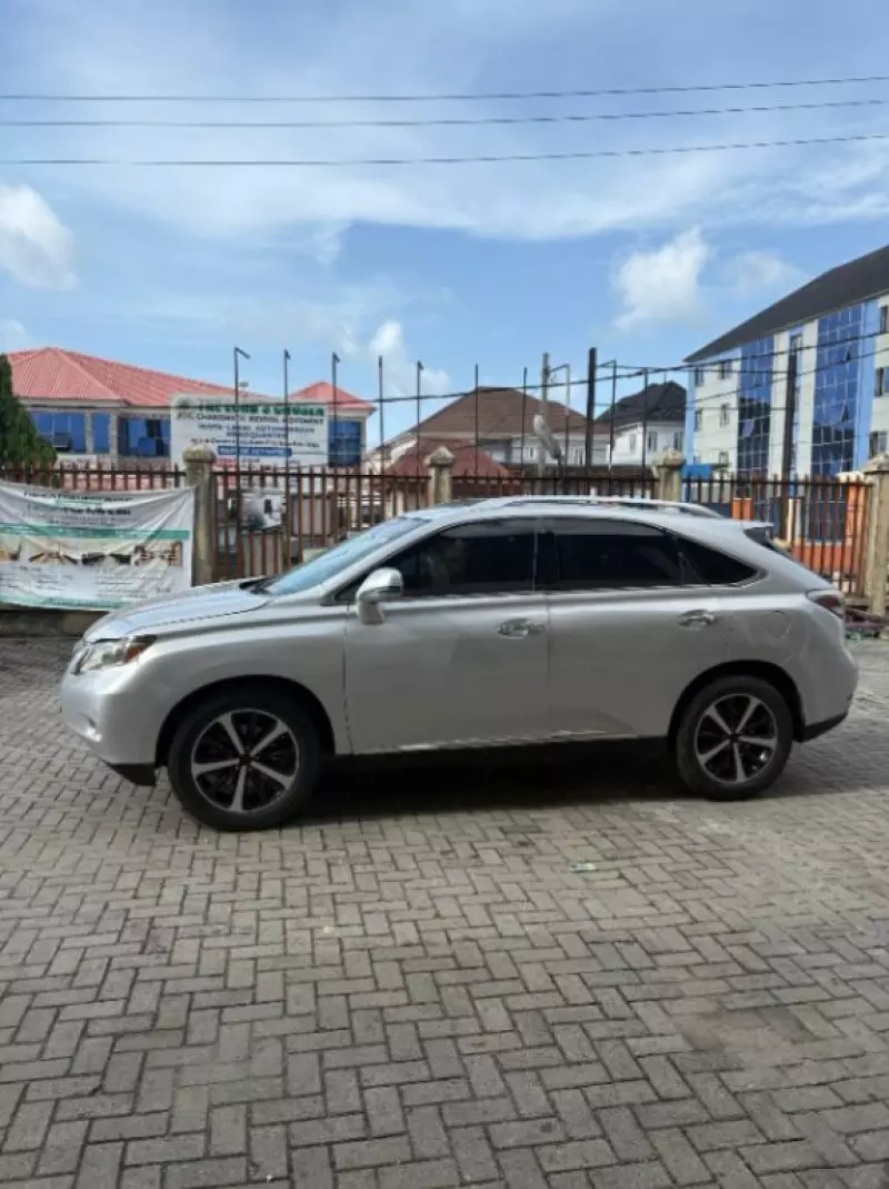 Toyota Lexus RX 350h   - 2009