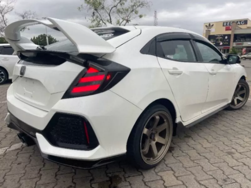 Honda Civic   - 2017