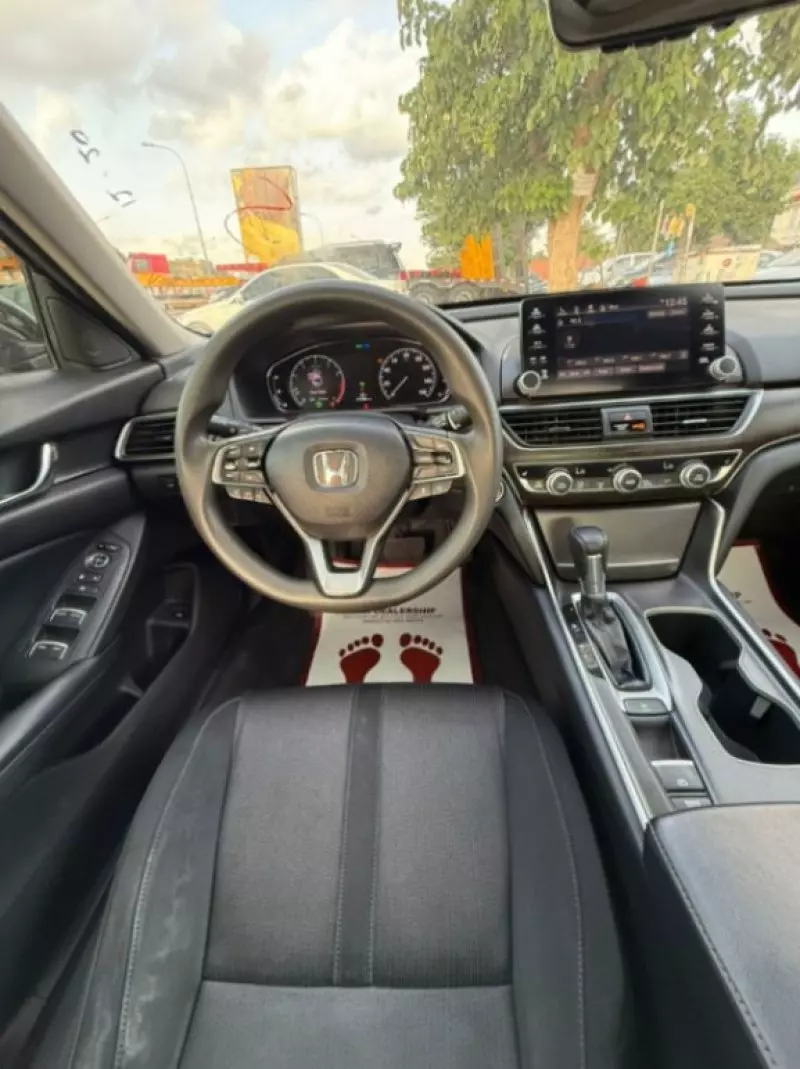 Honda Accord   - 2018