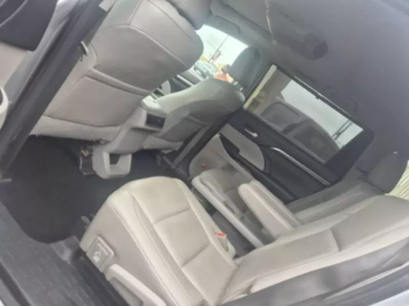 Toyota Highlander   - 2015