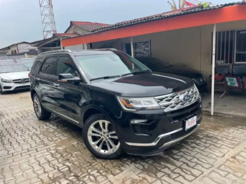 Ford Explorer XLT 3.5L   - 2018