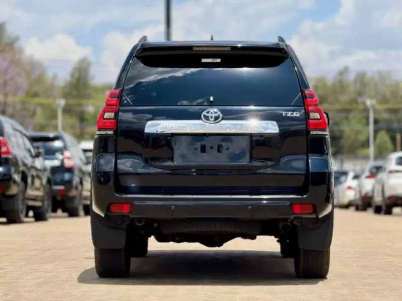 Toyota Landcruiser TZ.G   - 2023