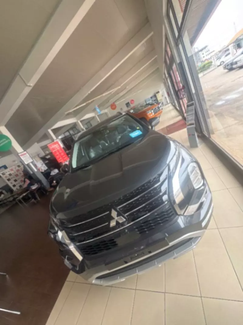 Mitsubishi OUTLANDER   - 2026