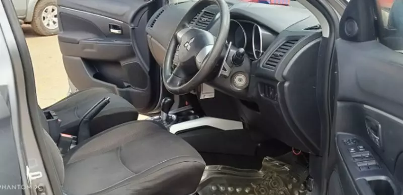 Mitsubishi RVR   - 2010