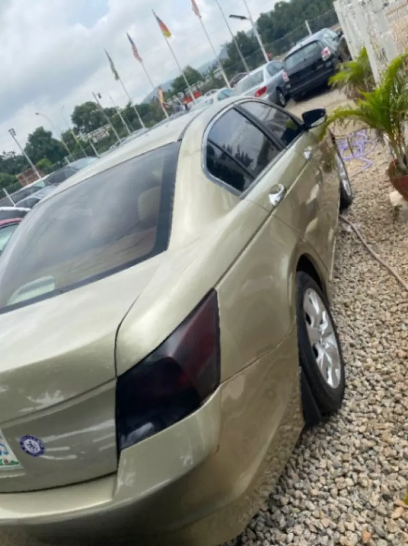 Honda Accord   - 2008