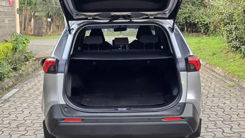 Toyota RAV 4   - 2020
