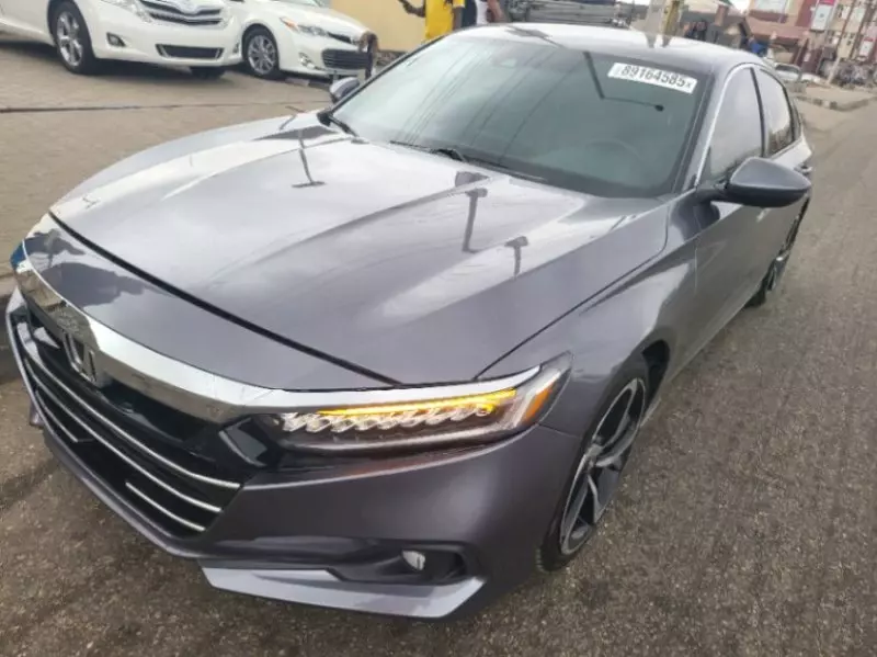 Honda Accord   - 2019