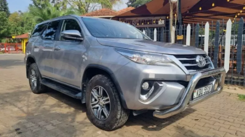 Toyota Fortuner   - 2018