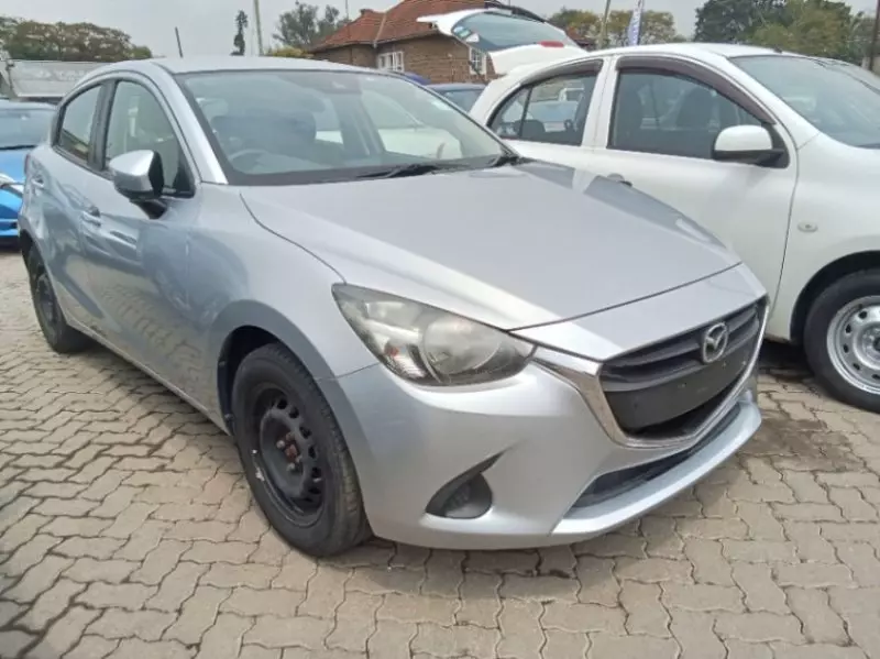 Mazda Demio   - 2019