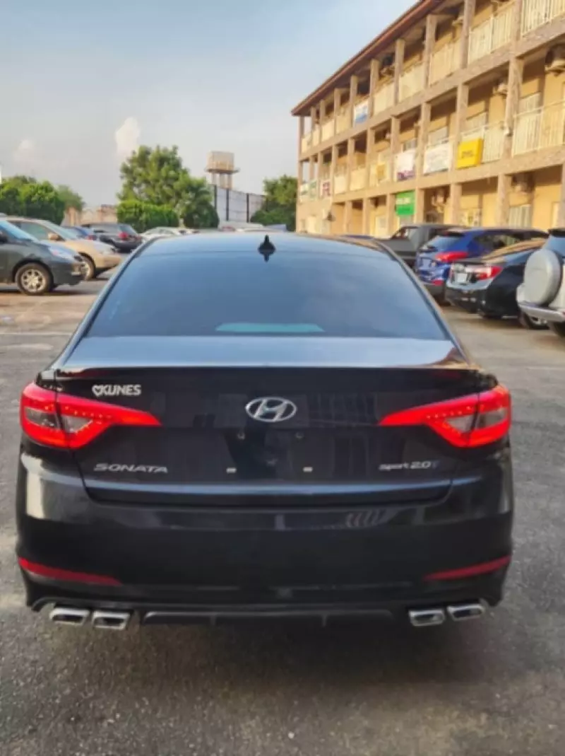 Hyundai Sonata