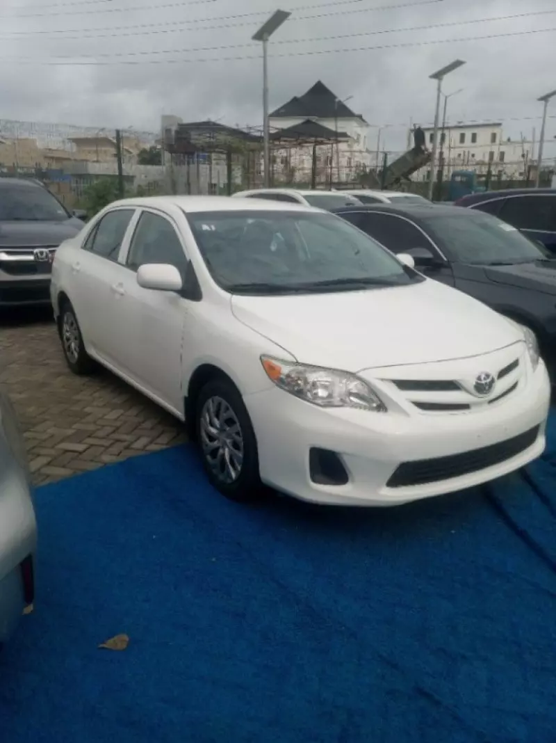 Toyota Corolla   - 2019