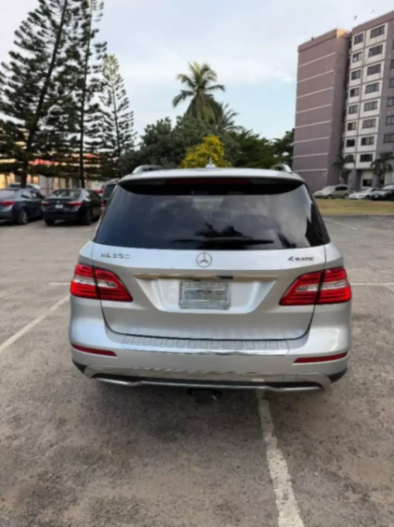 Mercedes-Benz ML-Class   - 2012