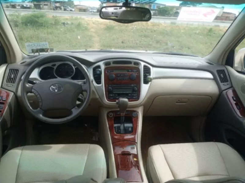 Toyota Highlander   - 2005