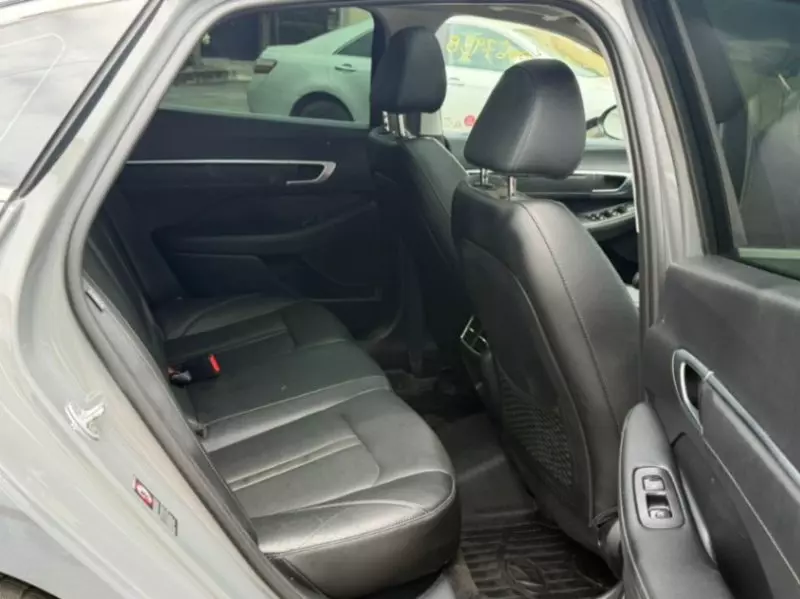 Hyundai Sonata   - 2020