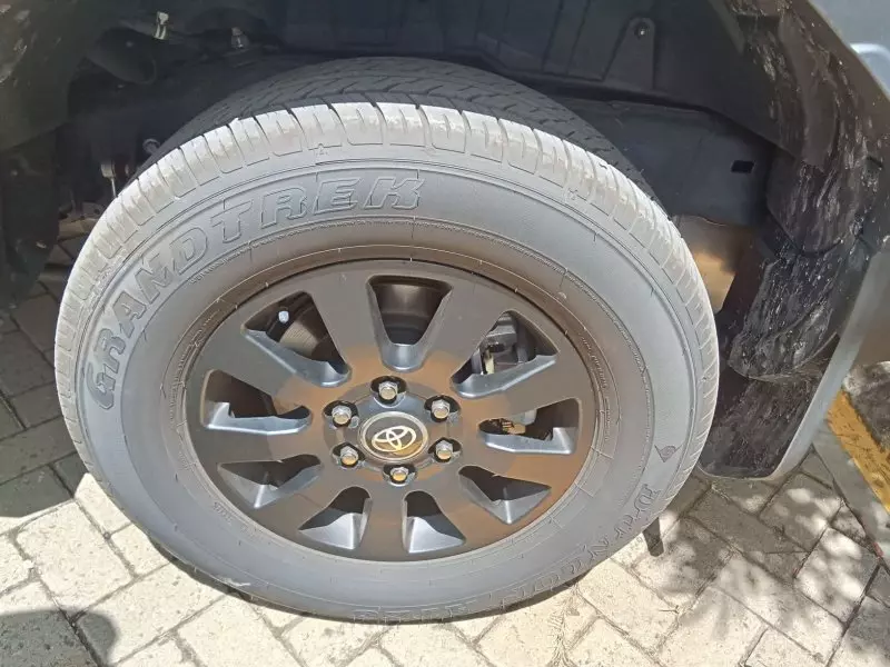 Toyota Landcruiser Prado   - 2024