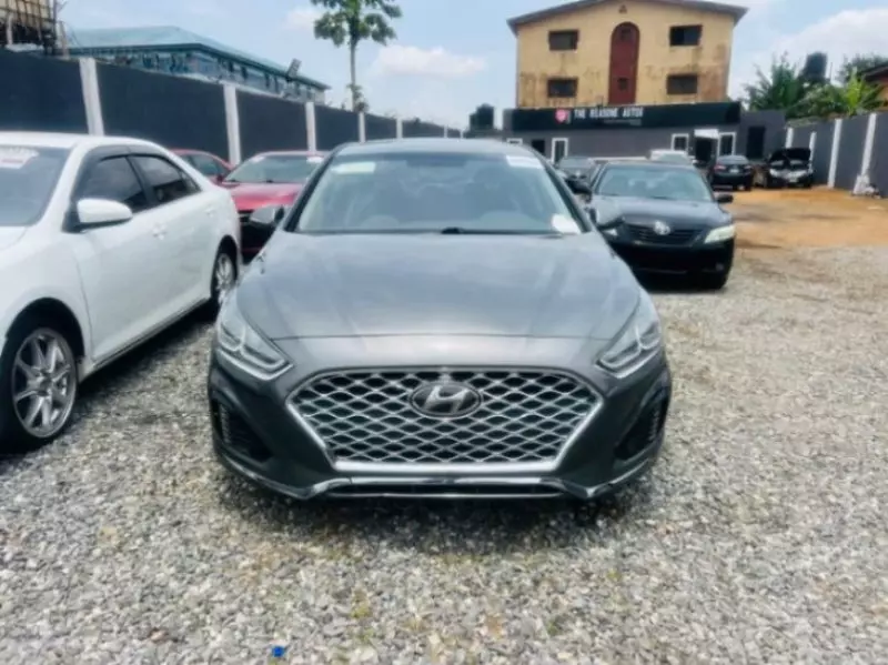 Hyundai Sonata   - 2019