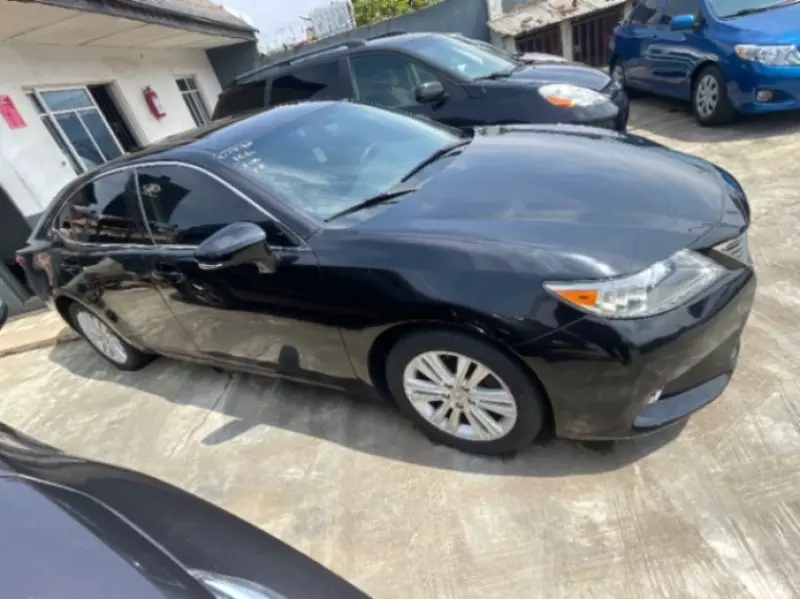 Lexus ES 350   - 2014