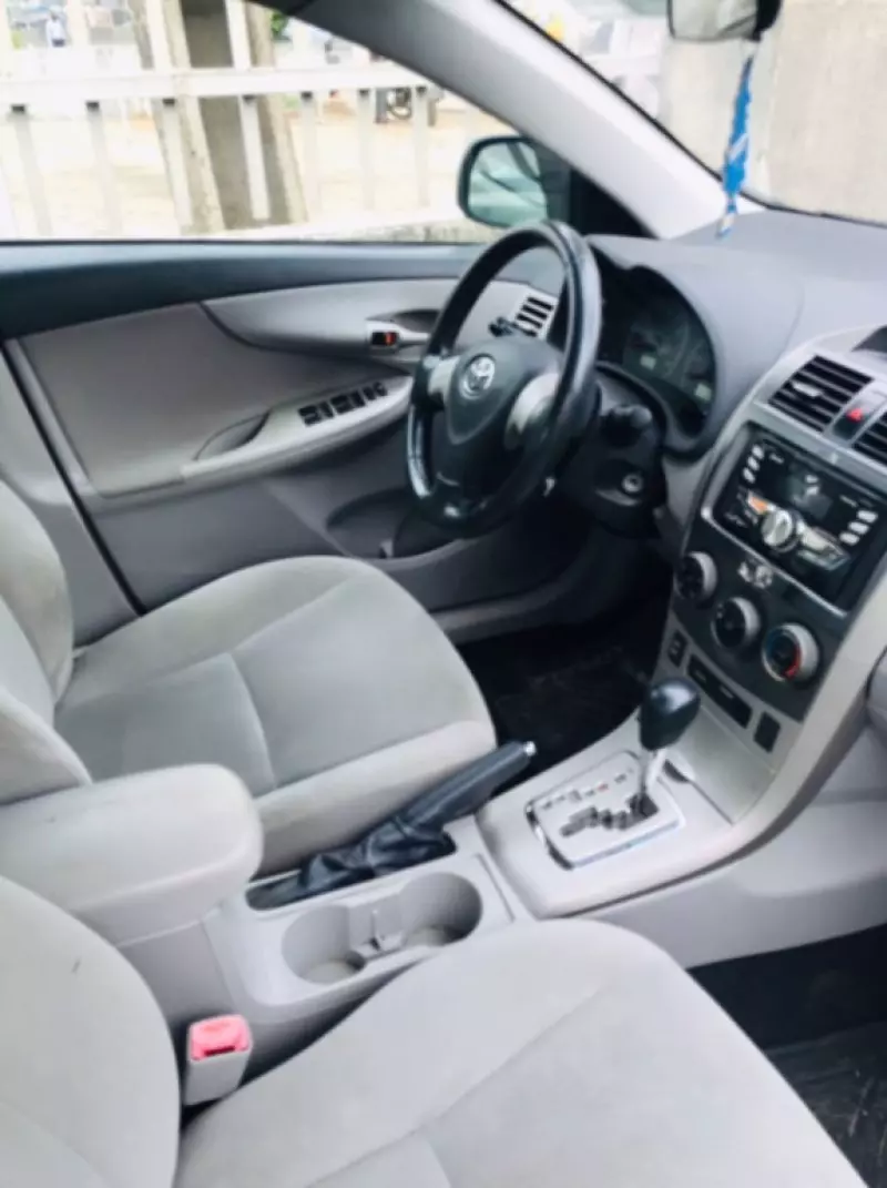 Toyota Corolla - 2013