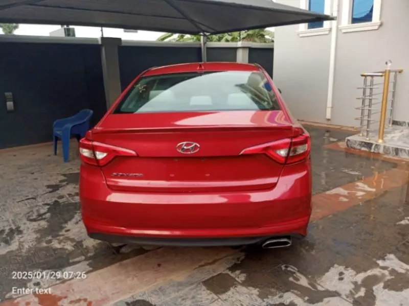 Hyundai Sonata   - 2017
