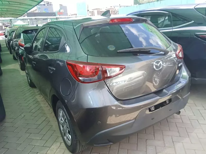 Mazda Demio   - 2019