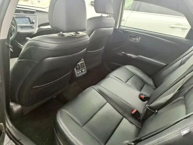 Toyota Avalon   - 2015