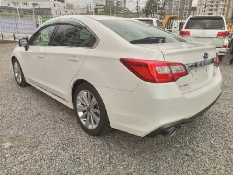 Subaru Legacy B4   - 2018