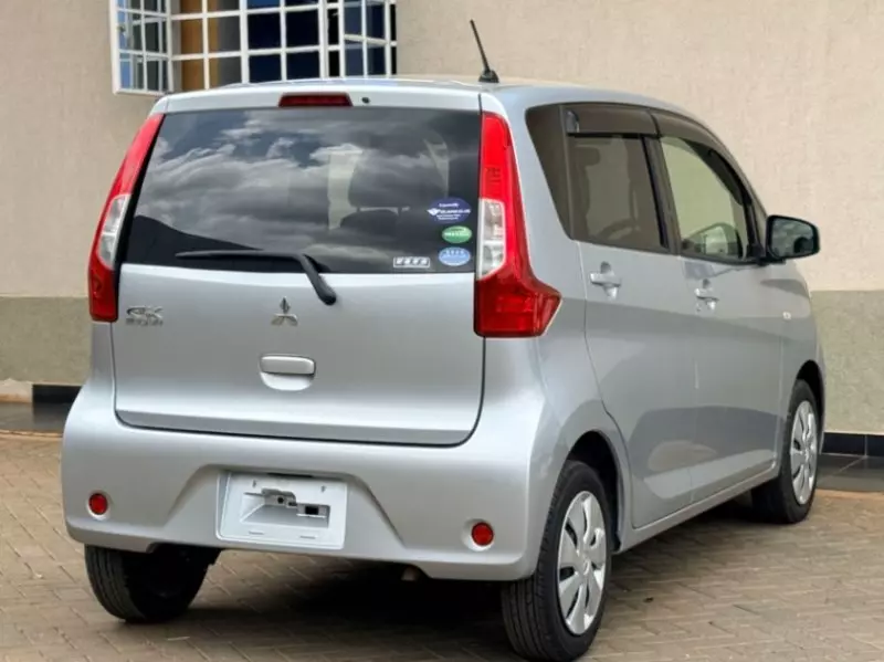 Mitsubishi ek custom