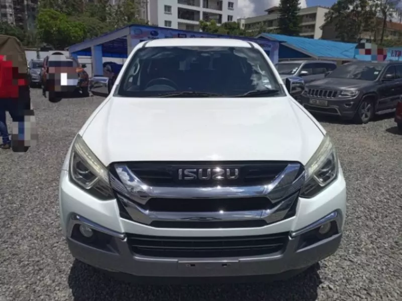 Isuzu MUX   - 2019