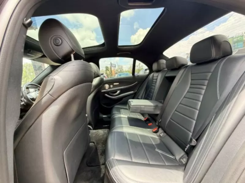 Mercedes-Benz E200   - 2017