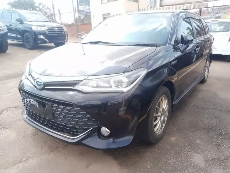 Toyota Fielder hybrid    - 2016