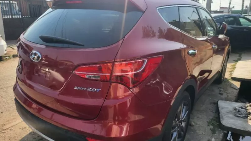 Hyundai Santa Fe - 2013