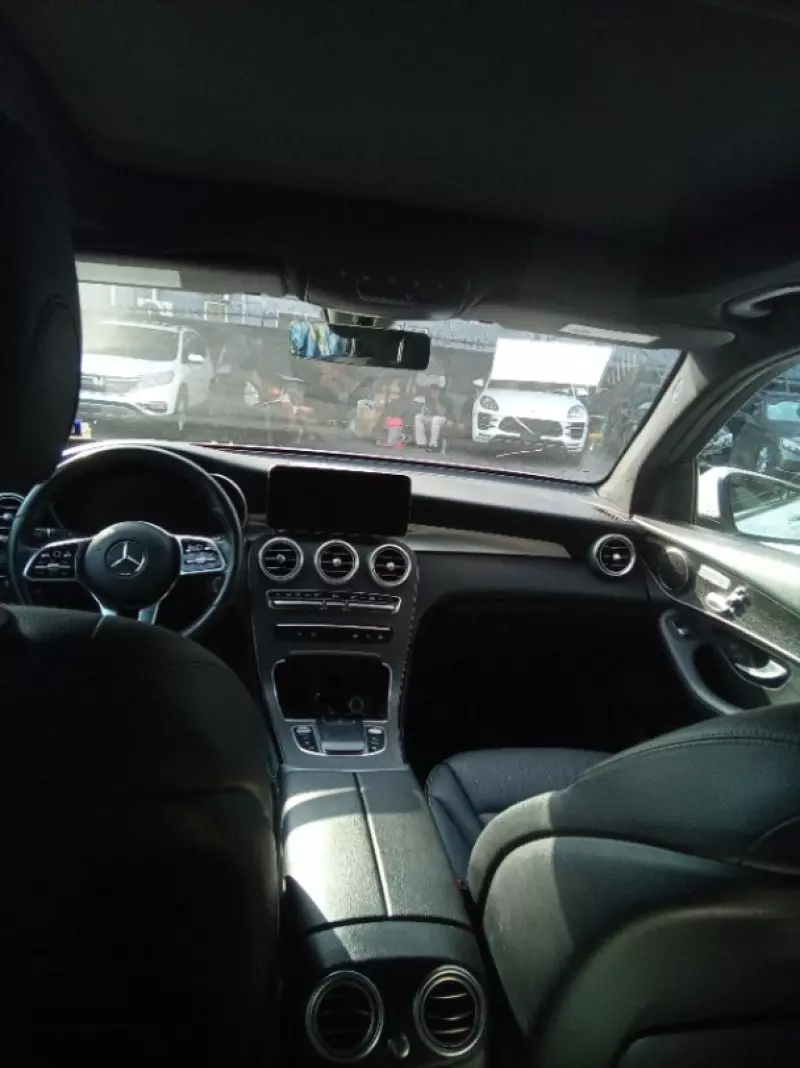 Mercedes-Benz GLC 300