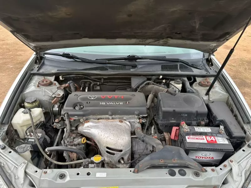 Toyota Camry   - 2005