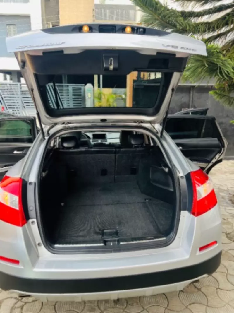 Honda Crosstour - 2014