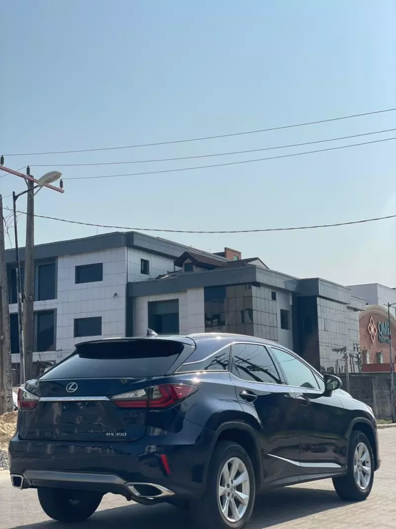 Lexus RX   - 2016