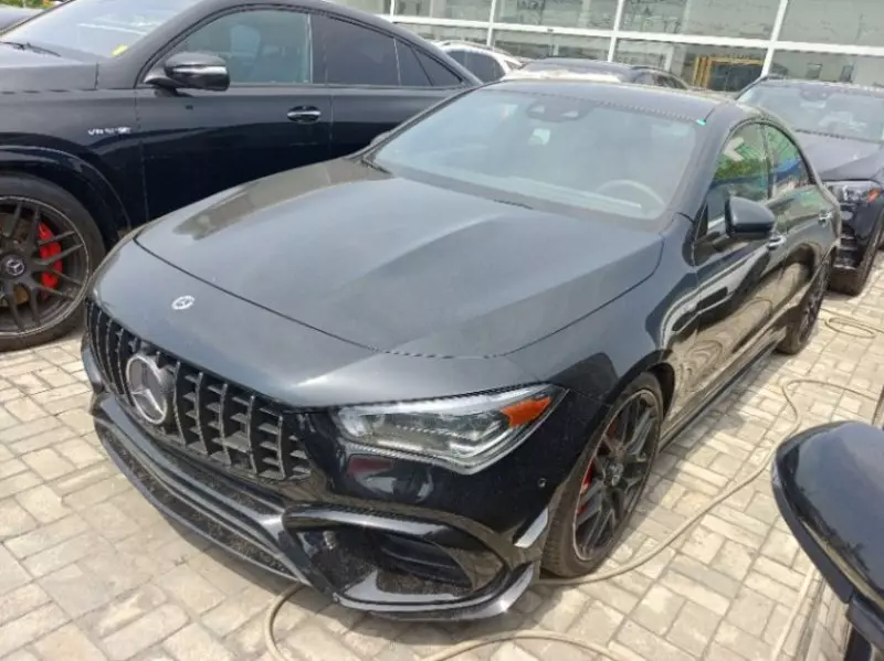 Mercedes-Benz CLA 45 AMG