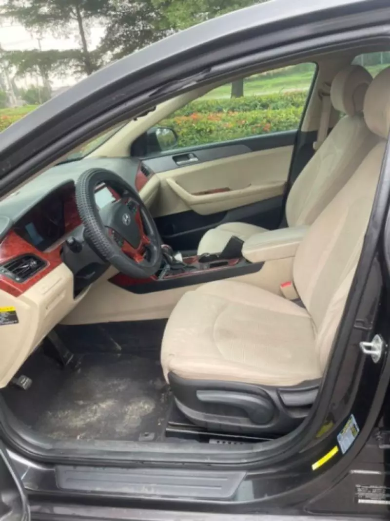 Hyundai Sonata   - 2016