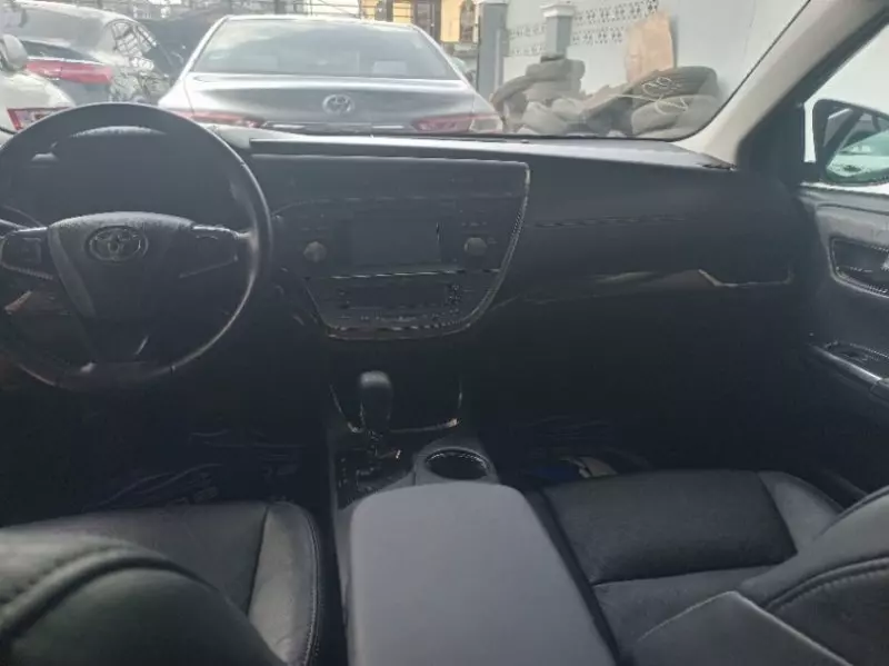 Toyota Avalon   - 2015