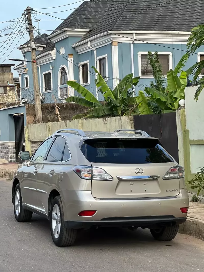 Lexus RX 350   - 2011