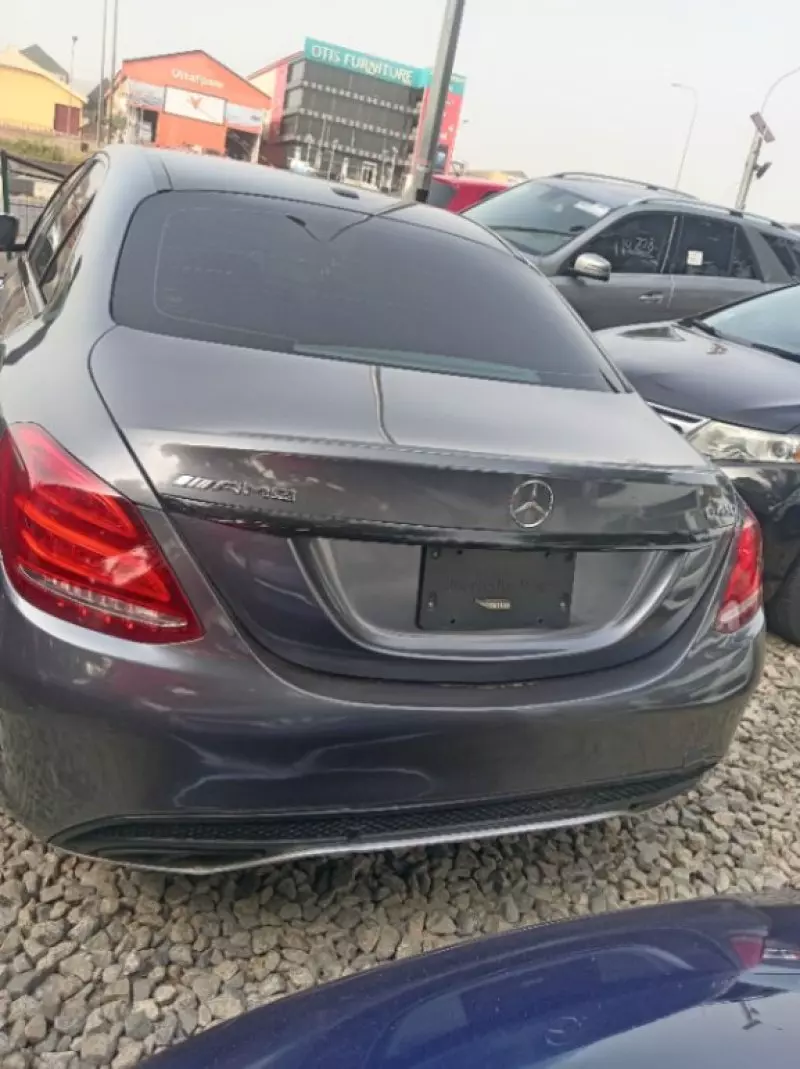 Mercedes-Benz C-Class   - 2016