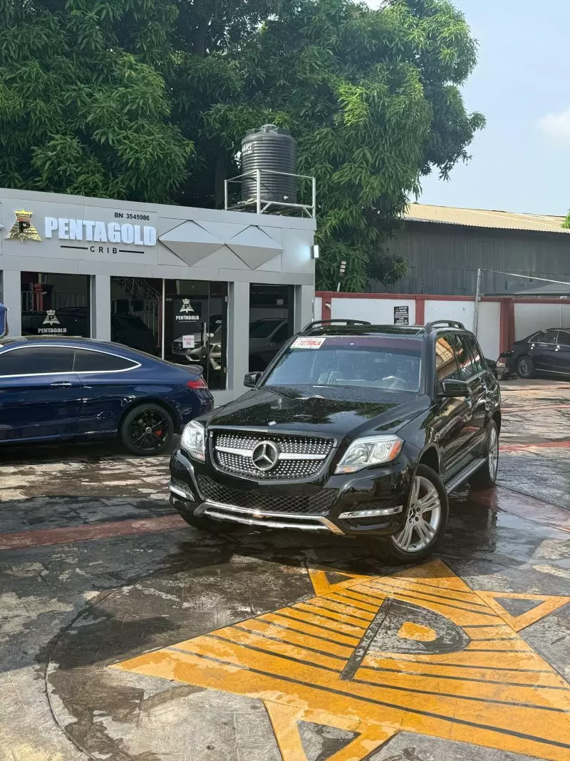 Mercedes-Benz GLK 350   - 2014