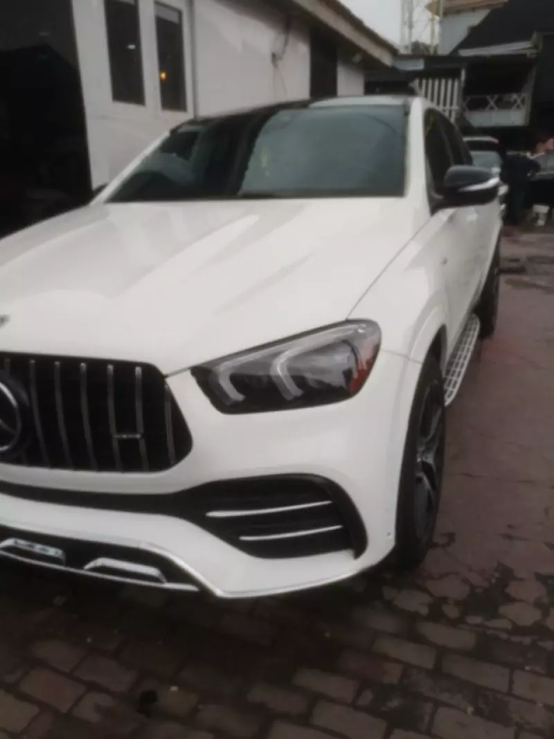 Mercedes-Benz GLE 53 AMG   - 2021